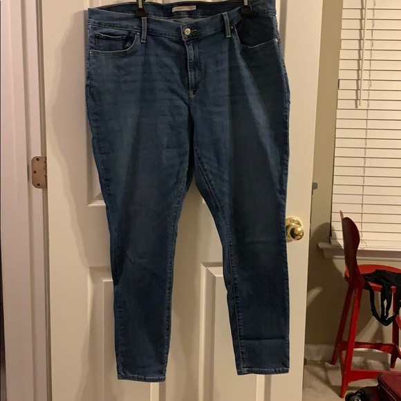 Levi Jeans - Picture 1 of 4